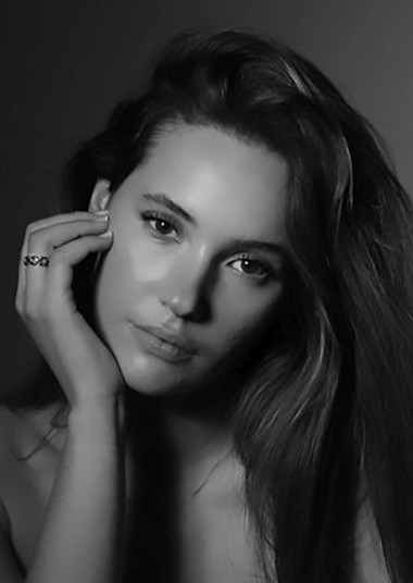Marta J-Six_Management Models & Talents