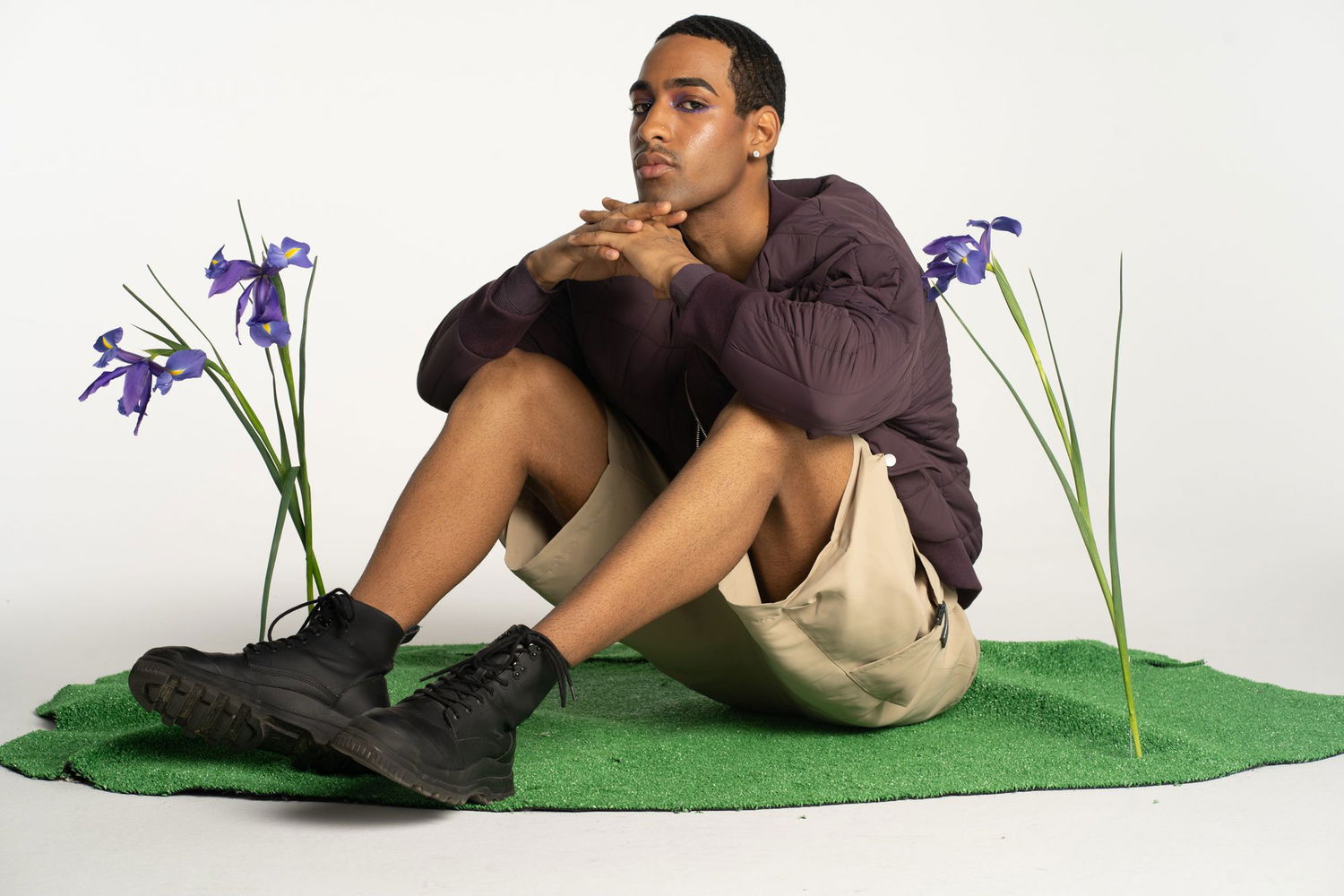 22-gonzalo-b-main-book-six-management.jpg