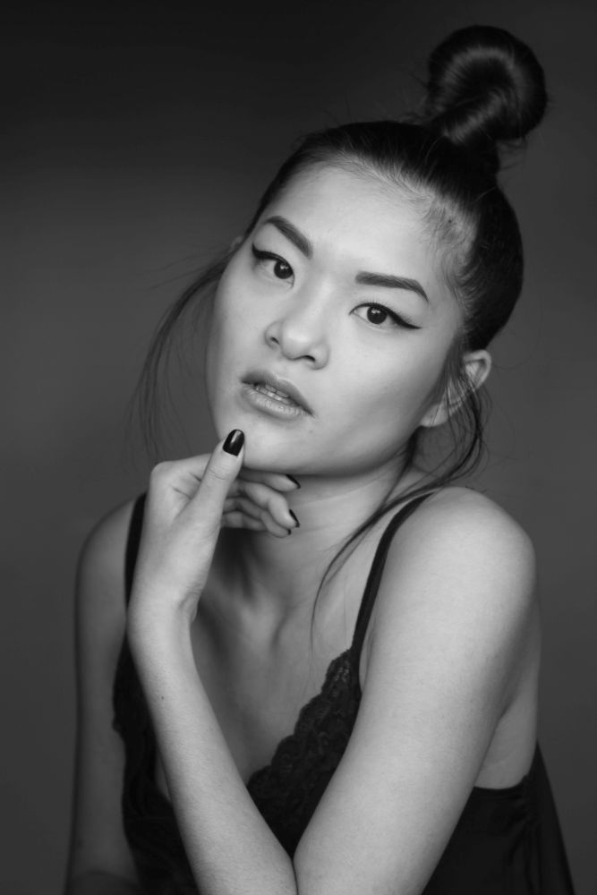 10-laura-qin-g-main-book-six-management.jpg